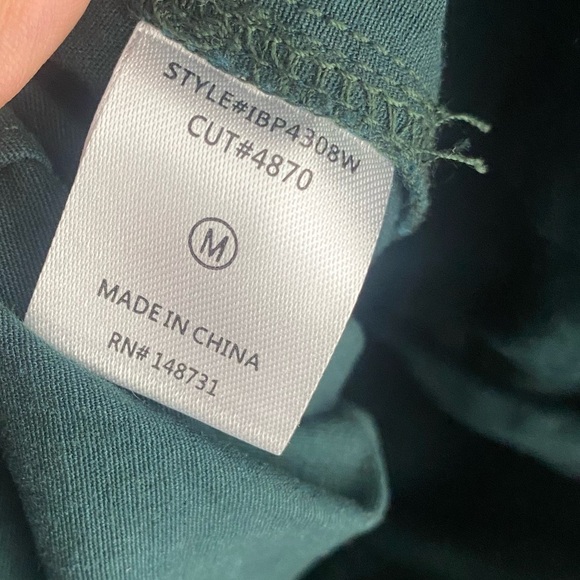 Windsor Green High-Waisted Pull Up Skinny Pants Faux Button Detail Medium - Picture 4 of 4